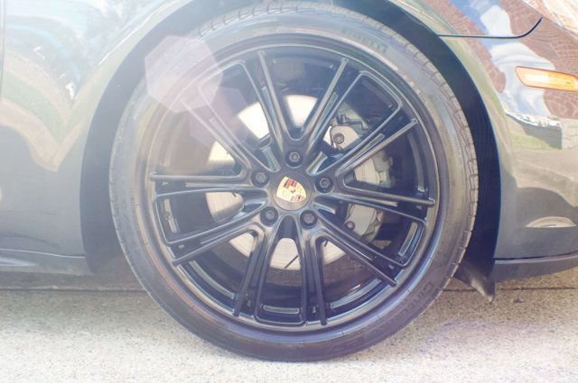 Used 2018 Porsche Panamera 4S AWD/4WD image 57