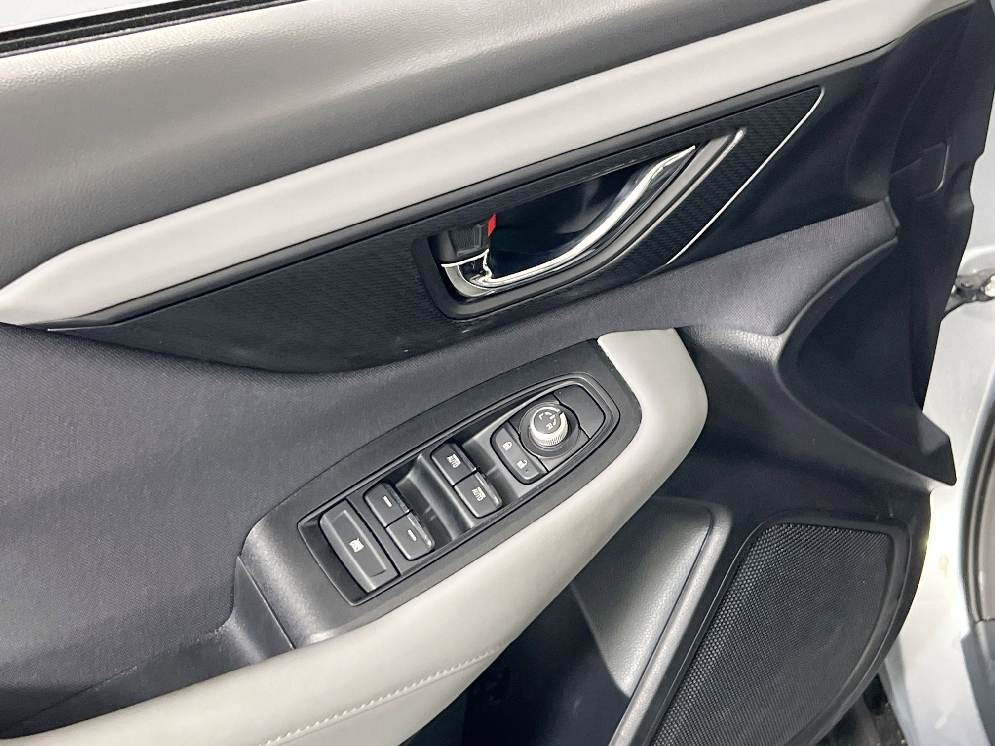 Used 2022 Subaru Outback Premium image 18