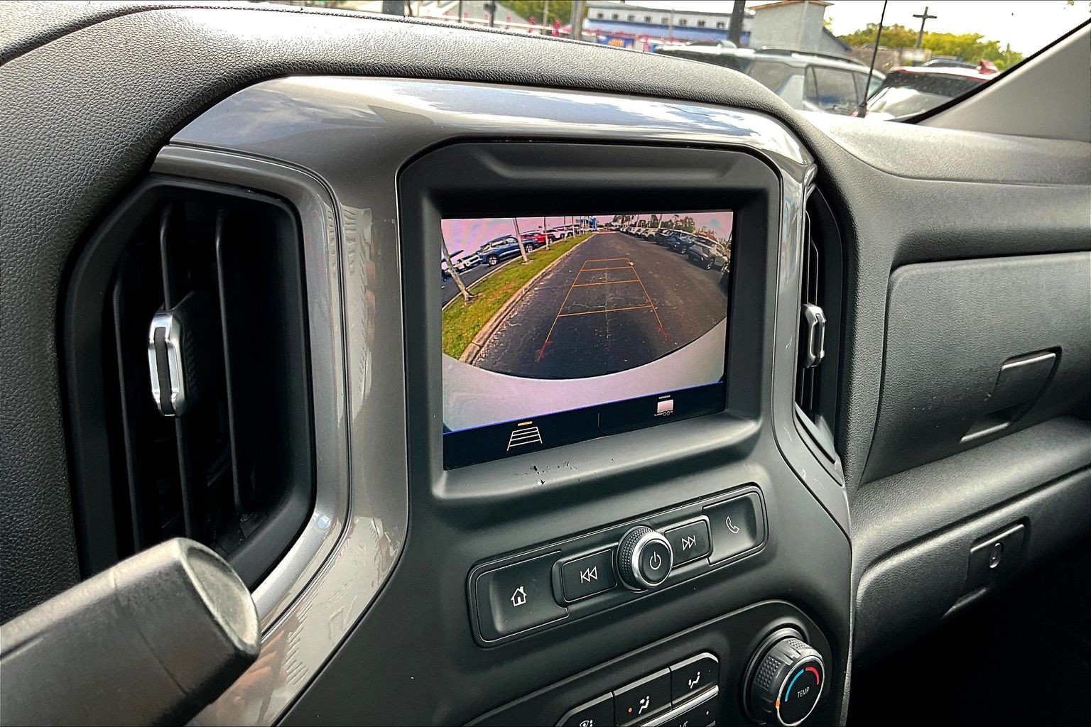 Used 2021 Chevrolet Silverado 1500 Custom Trail Boss AWD/4WD image 21