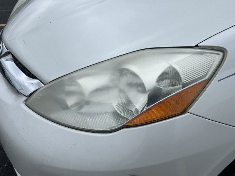 Used 2010 Toyota Sienna XLE Limited AWD/4WD image 20