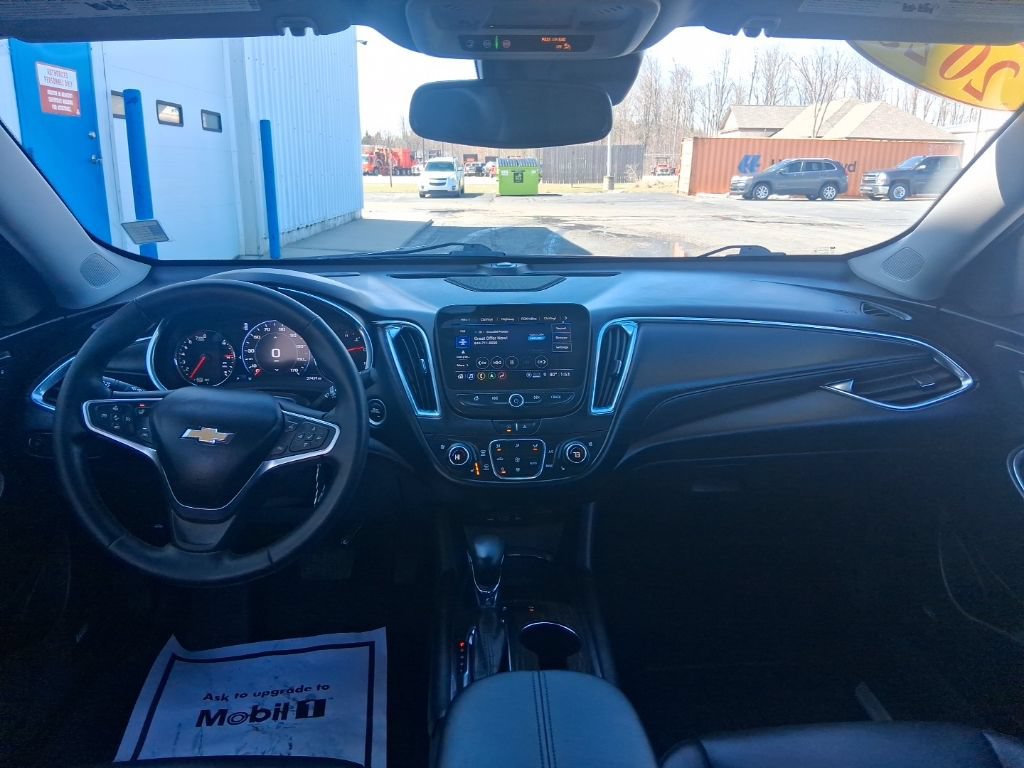 Used 2023 Chevrolet Malibu LT w/ Driver Confidence Package FWD image 18