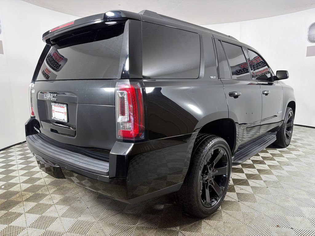 Used 2019 GMC Yukon SLT w/ Graphite Performance Edition AWD/4WD image 5