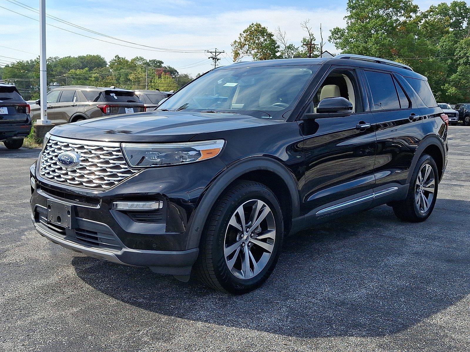 Used 2020 Ford Explorer Platinum w/ Premium Technology Package AWD/4WD image 4