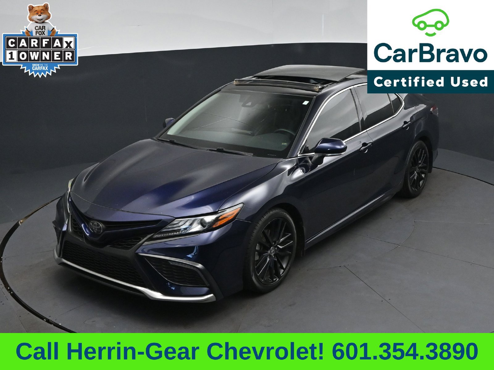 Used 2022 Toyota Camry XSE FWD image 30