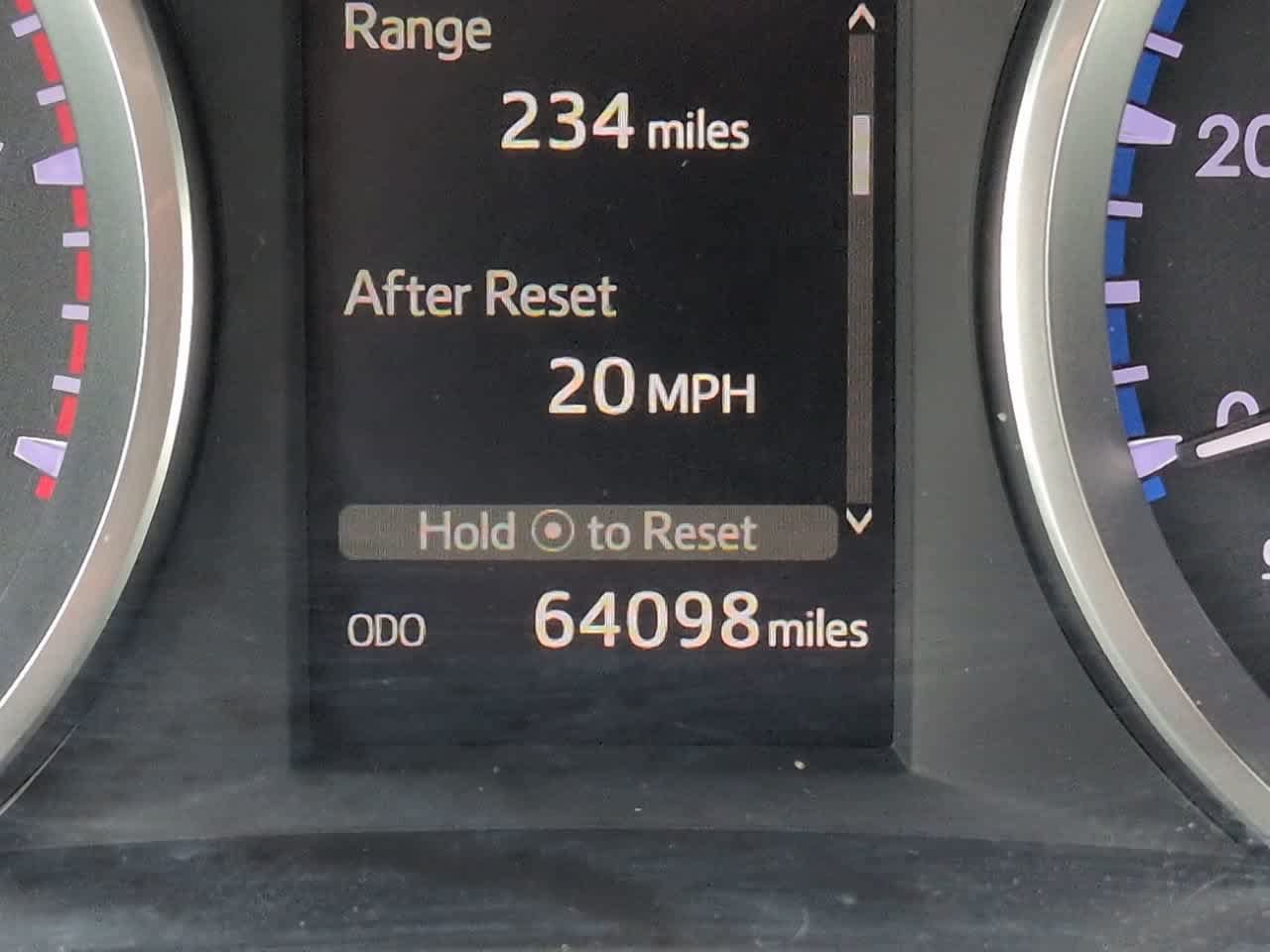 Certified 2018 Toyota Highlander LE FWD image 25