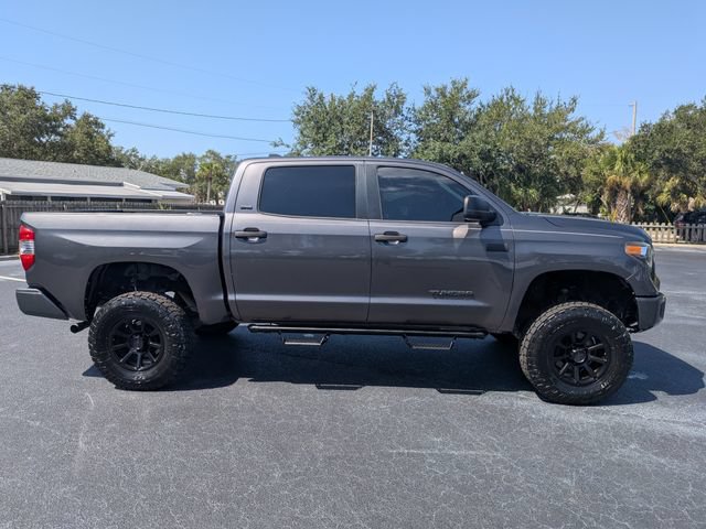 Used 2020 Toyota Tundra SR5 w/ SR5 Upgrade Package AWD/4WD image 3