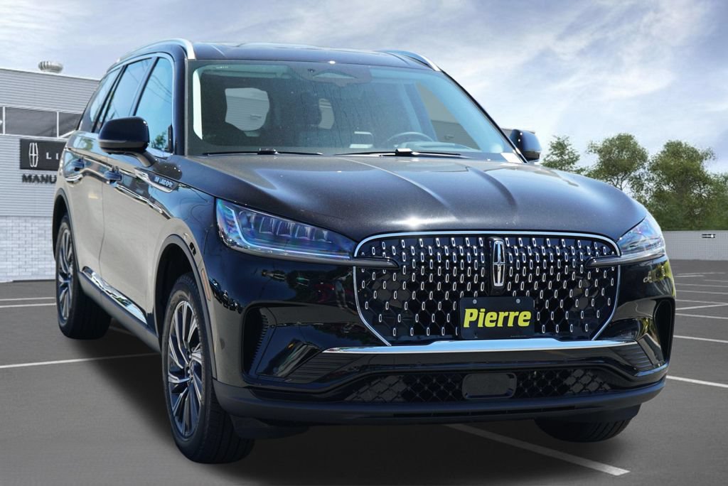 New 2026 Lincoln Aviator AWD image 2