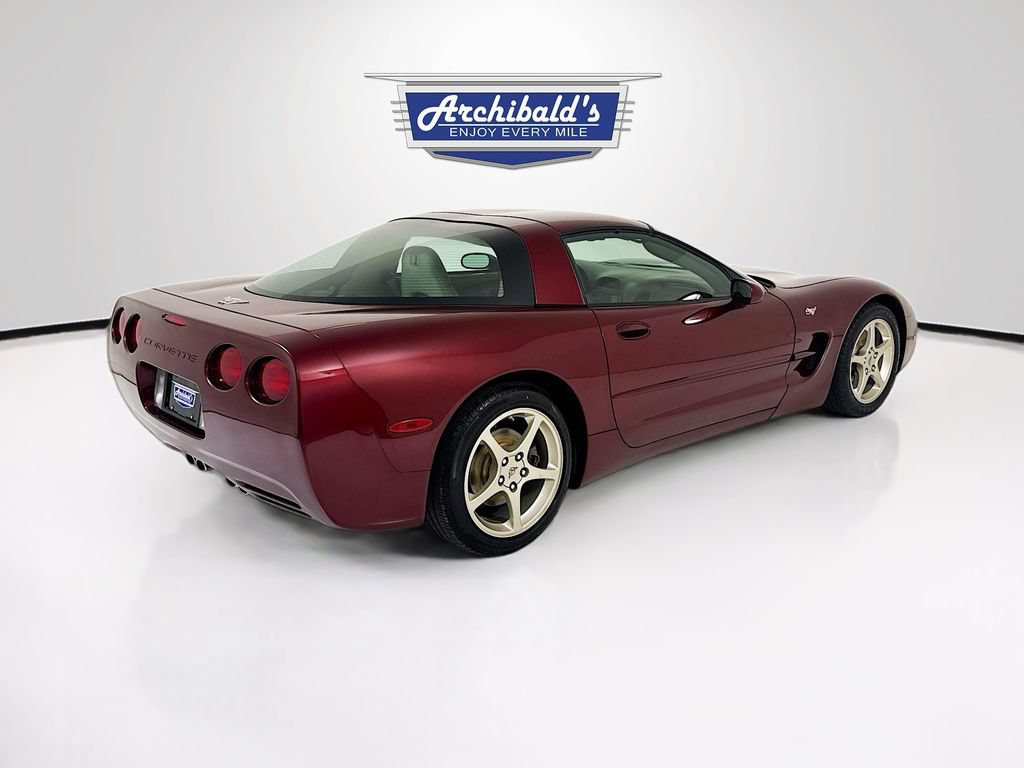 Used 2003 Chevrolet Corvette Coupe w/ Preferred Equipment Group RWD image 7