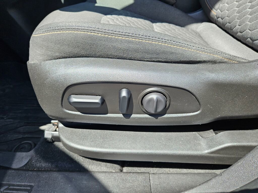 Used 2018 Chevrolet Equinox LT AWD/4WD image 20