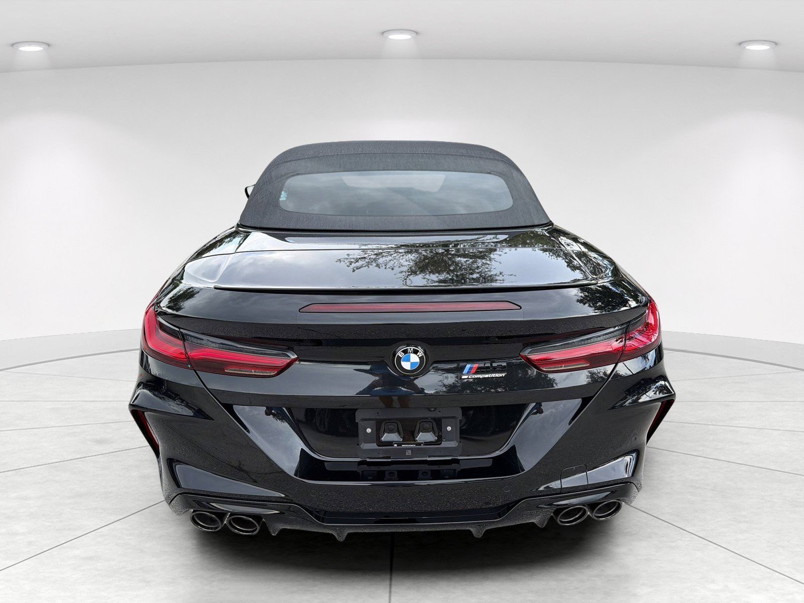Used 2024 BMW M8 Competition AWD/4WD image 5