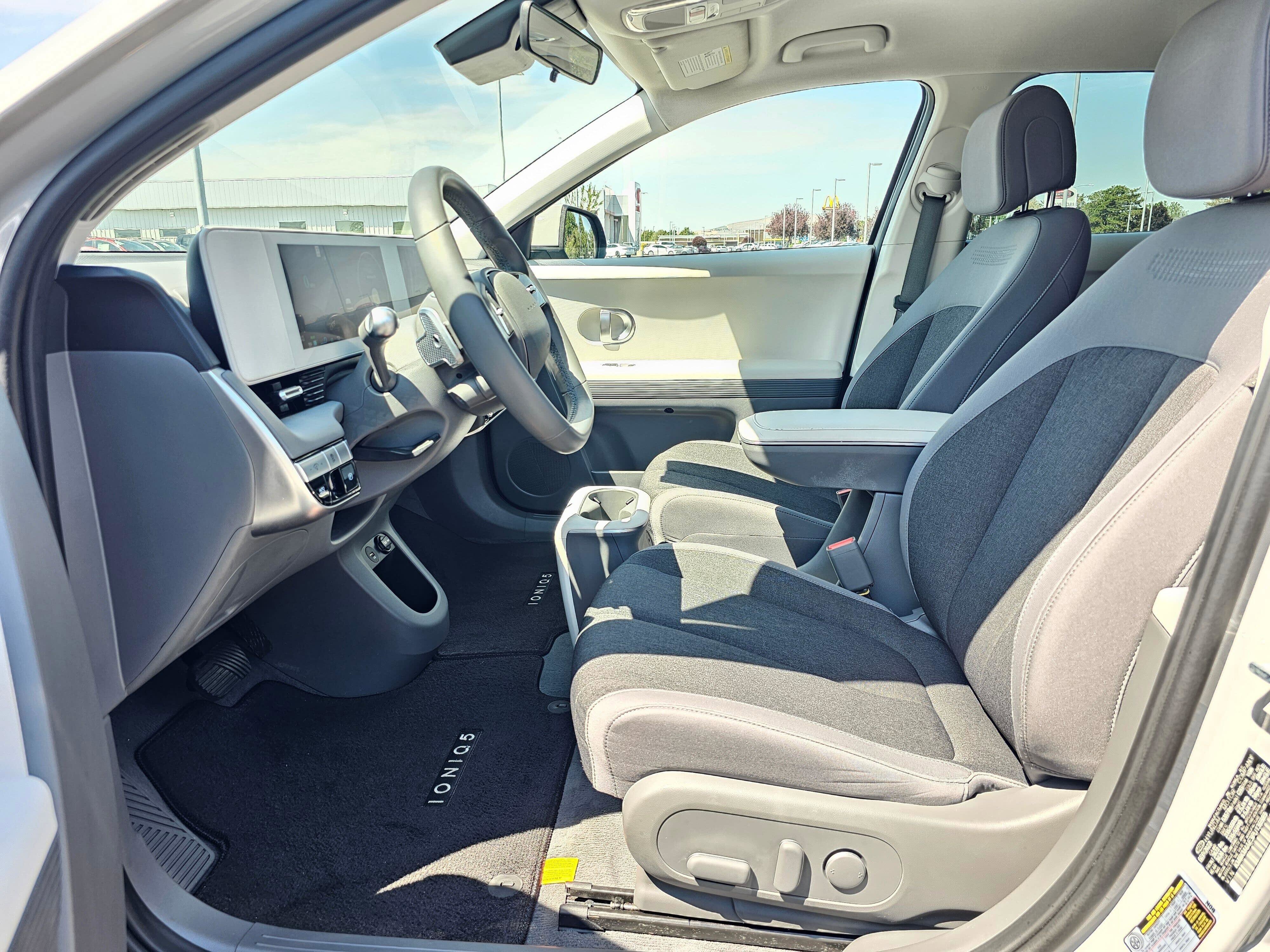 Used 2023 Hyundai Ioniq 5 SE w/ Cargo Package RWD image 19