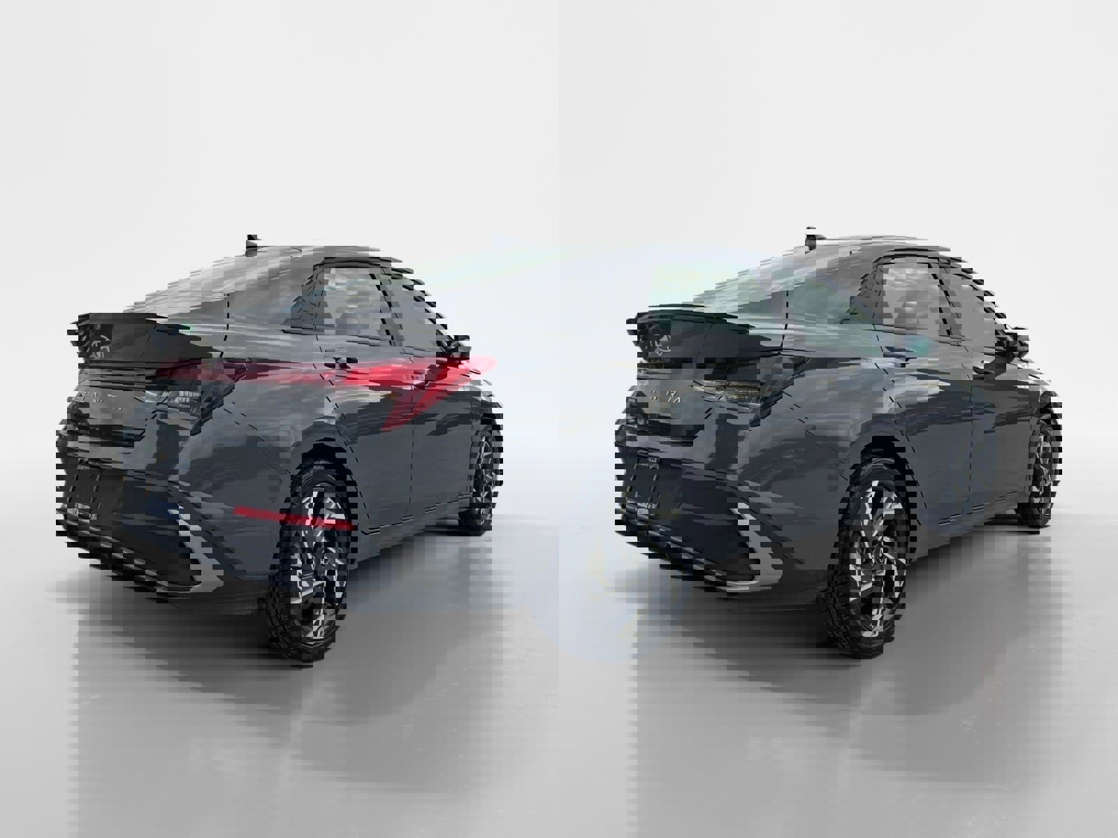 Certified 2025 Hyundai Elantra Sport image 3