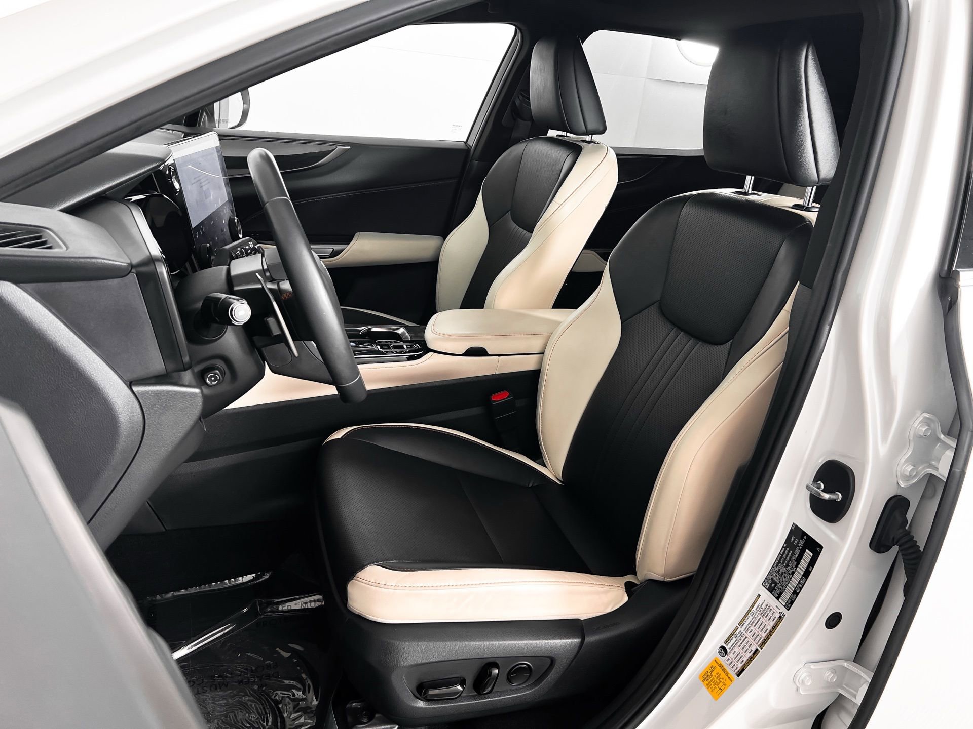 Used 2022 Lexus NX 350 AWD w/ Premium Package image 18