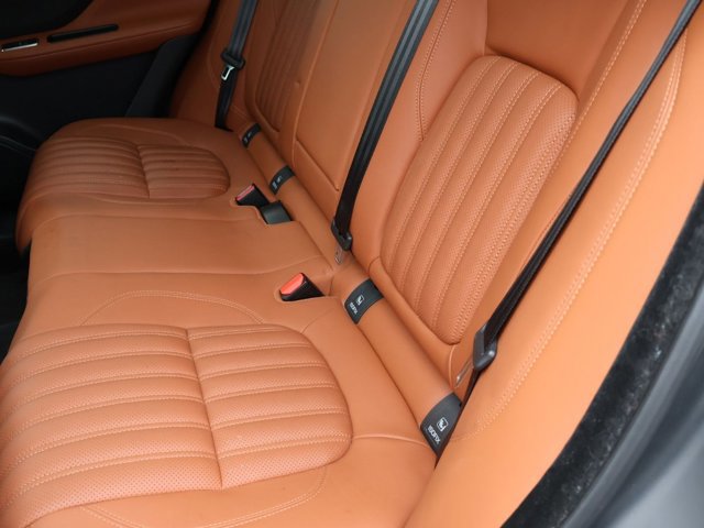 Used 2018 Jaguar F-PACE Portfolio AWD/4WD image 15