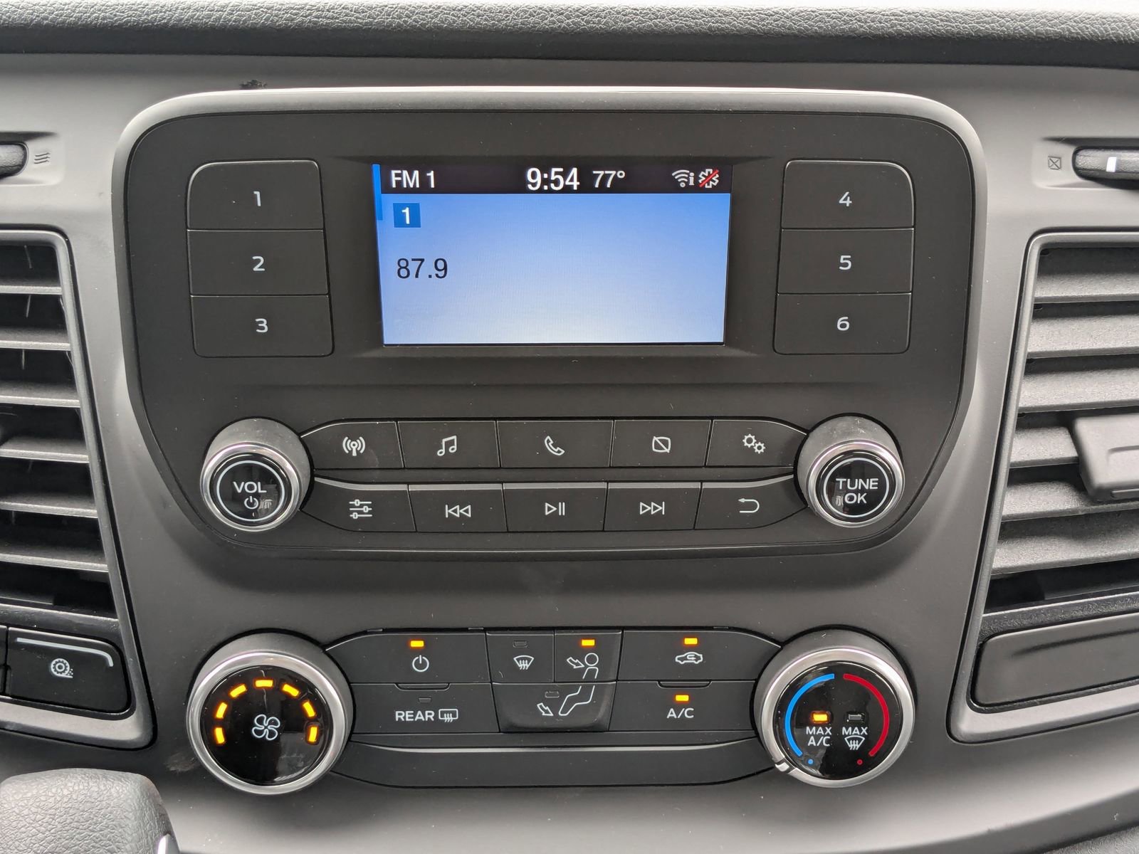 New 2025 Ford Transit 250 Low Roof AWD w/ Exterior Upgrade Package image 18