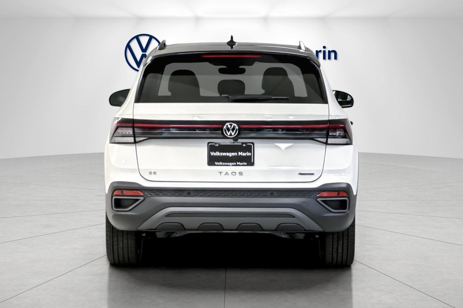 New 2025 Volkswagen Taos SE image 4