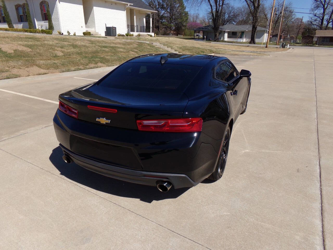 Used 2016 Chevrolet Camaro LT image 23