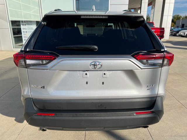 Used 2025 Toyota RAV4 XLE w/ Convenience Package AWD/4WD image 7