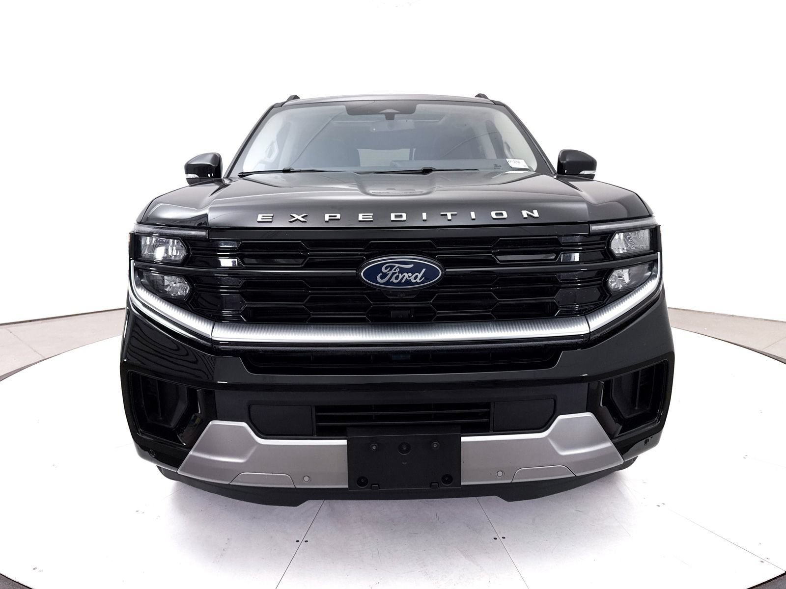 Used 2025 Ford Expedition Platinum AWD/4WD image 16