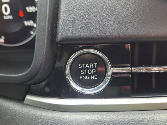 Used 2024 Mitsubishi Outlander SE image 25