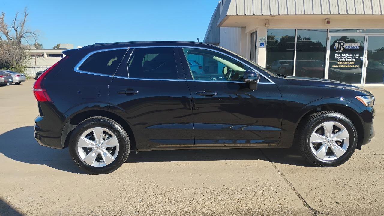 Used 2022 Volvo XC60 B5 Momentum AWD/4WD image 9