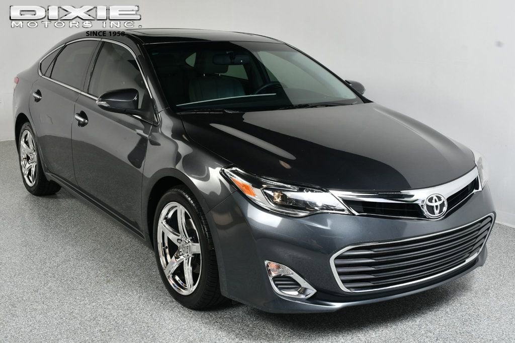 Used 2013 Toyota Avalon XLE Premium FWD video 1