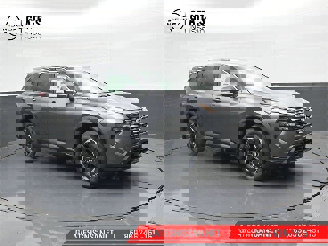 New 2026 Nissan Rogue SV image 4