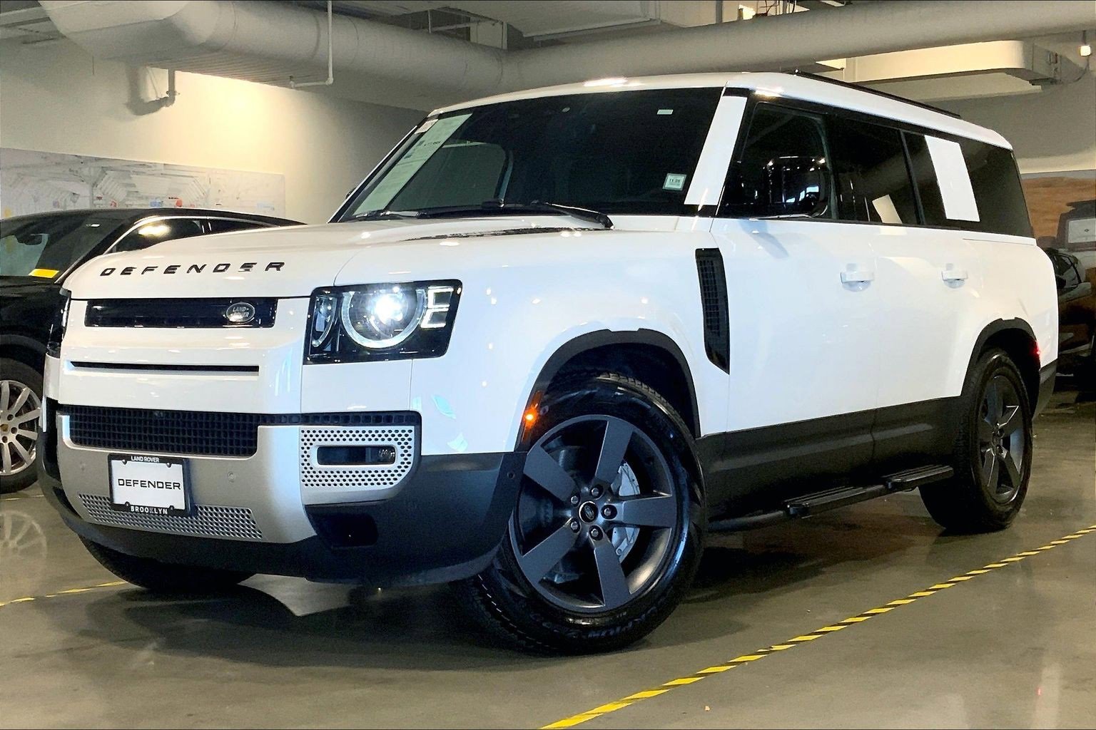 Used 2025 Land Rover Defender 130 S image 1