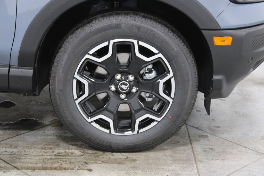 New 2026 Ford Bronco Sport Outer Banks image 11