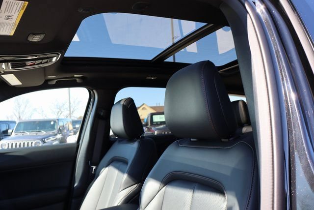 New 2026 Jeep Cherokee Limited AWD/4WD image 25