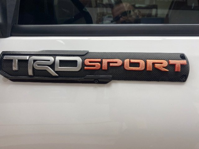 Used 2024 Toyota Tacoma TRD Sport w/ TRD Sport Upgrade Package image 25