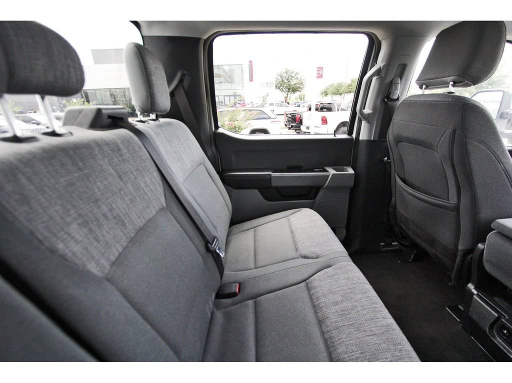Used 2024 Ford F250 XLT w/ FX4 Off-Road Package AWD/4WD image 10