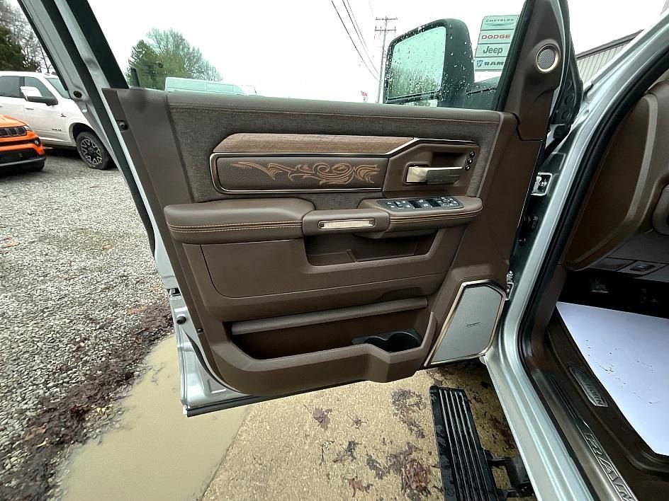 New 2026 RAM 3500 Longhorn AWD/4WD image 13