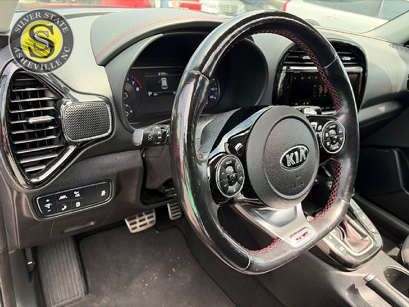 Used 2020 Kia Soul GT-Line Turbo FWD image 22