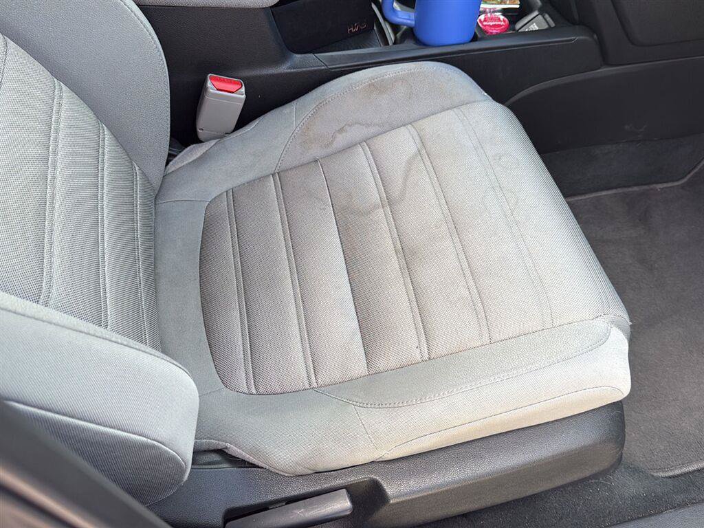 Used 2018 Honda CR-V EX image 5