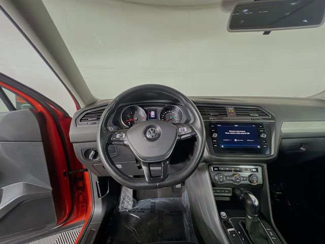 Used 2019 Volkswagen Tiguan SE image 13
