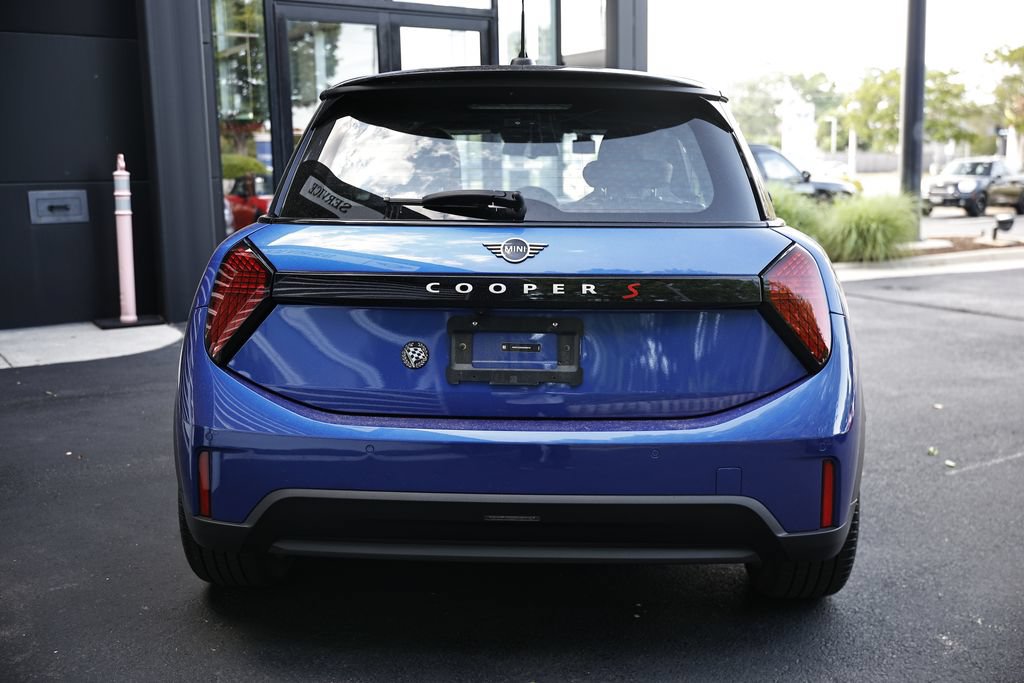 Used 2025 MINI Cooper S FWD image 9