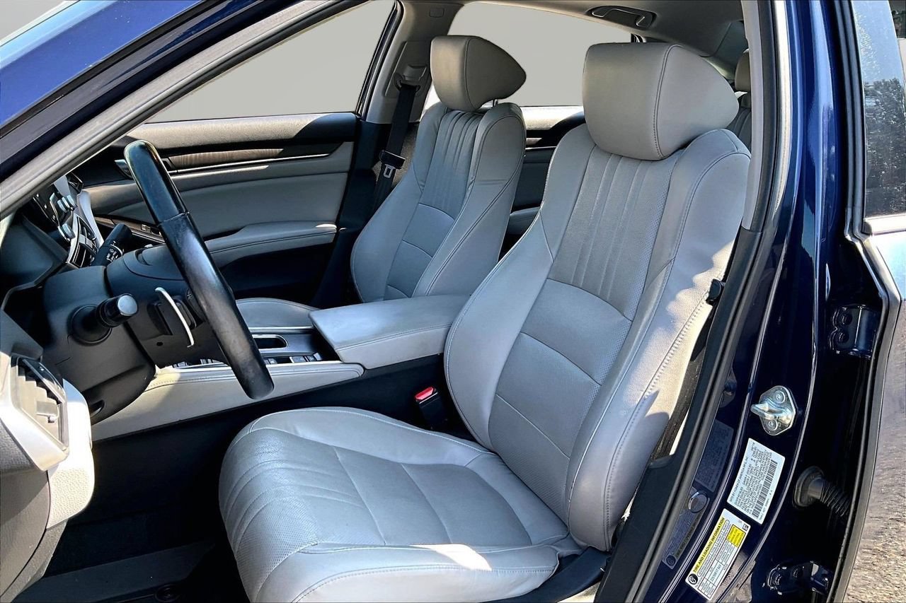 Used 2018 Honda Accord EX-L image 21