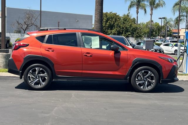 Used 2024 Subaru Crosstrek 2.0i Premium AWD/4WD image 3