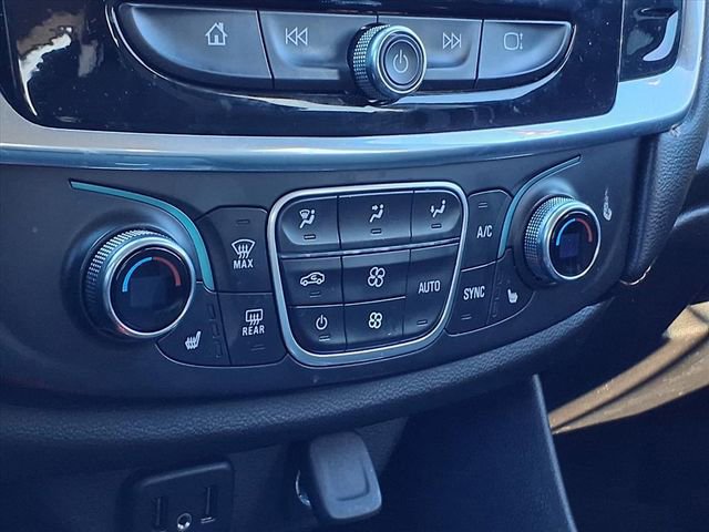 Certified 2020 Chevrolet Traverse LT image 14