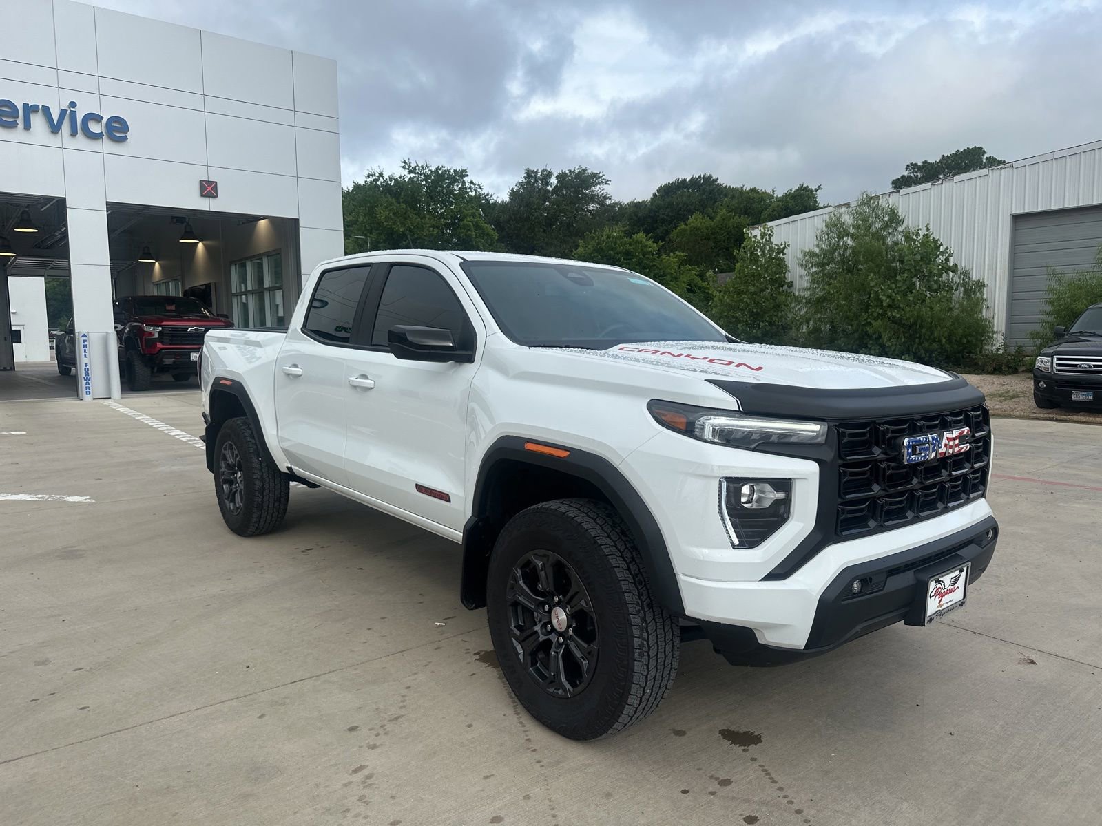 Used 2024 GMC Canyon Elevation w/ Convenience Package RWD image 7