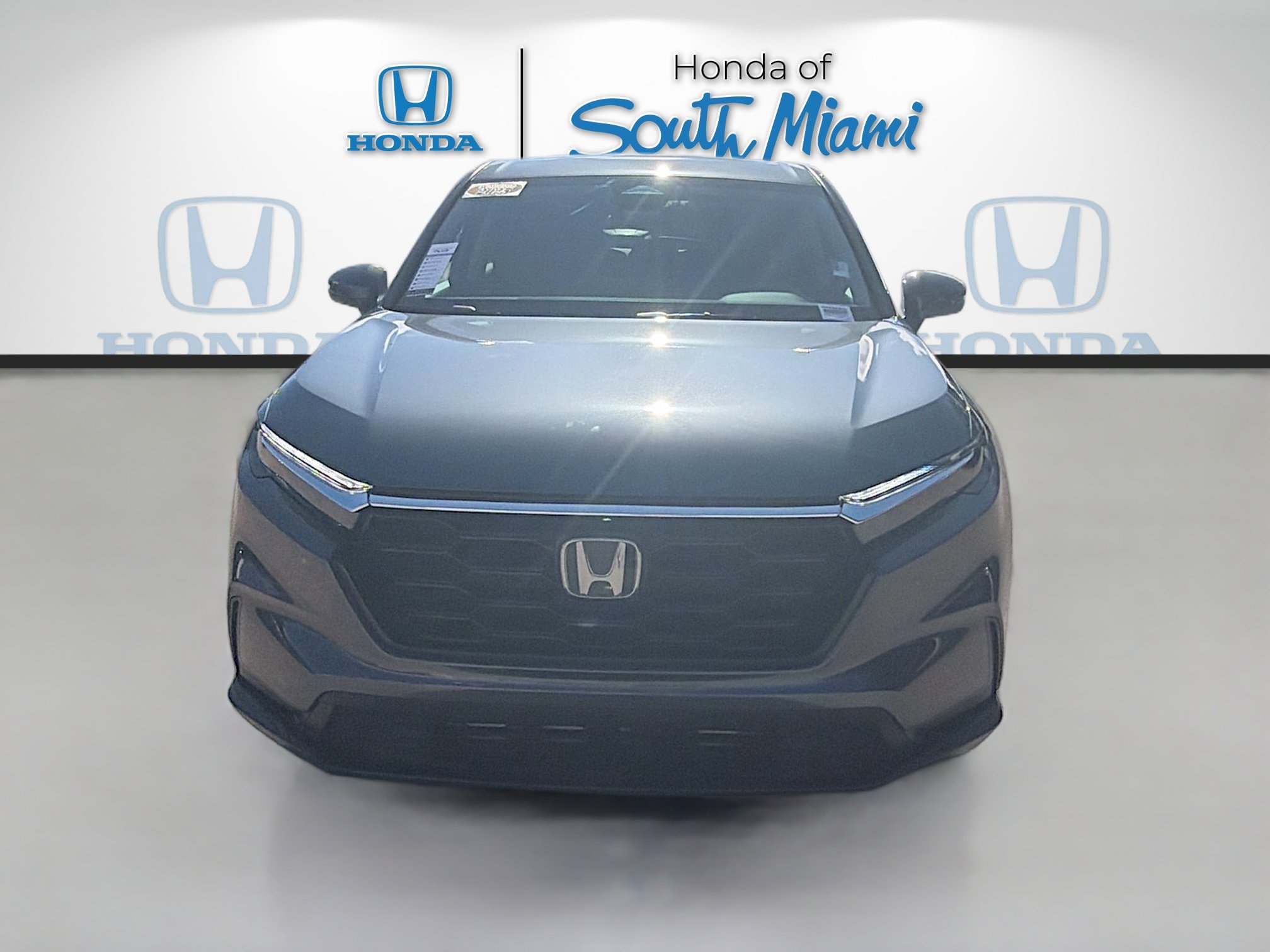 Used 2025 Honda CR-V LX image 2