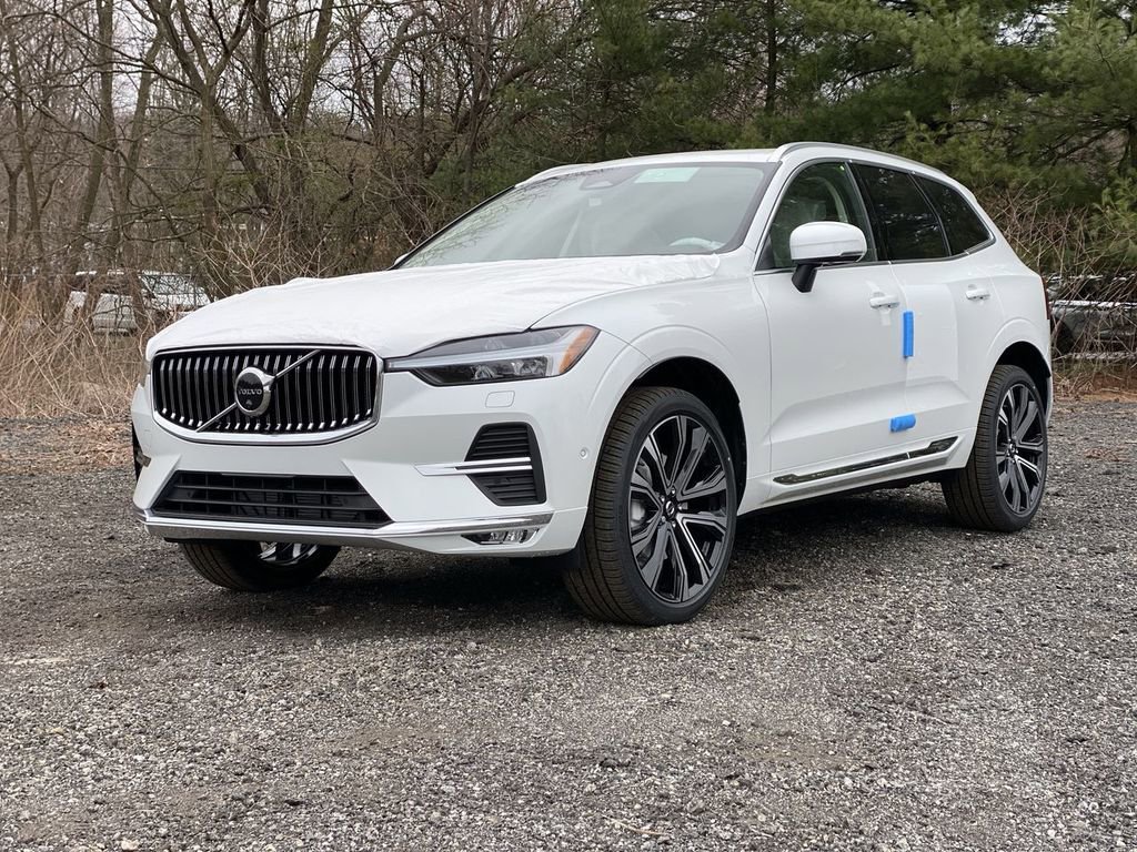 Used 2023 Volvo XC60 B5 Ultimate w/ Climate Package AWD/4WD image 1