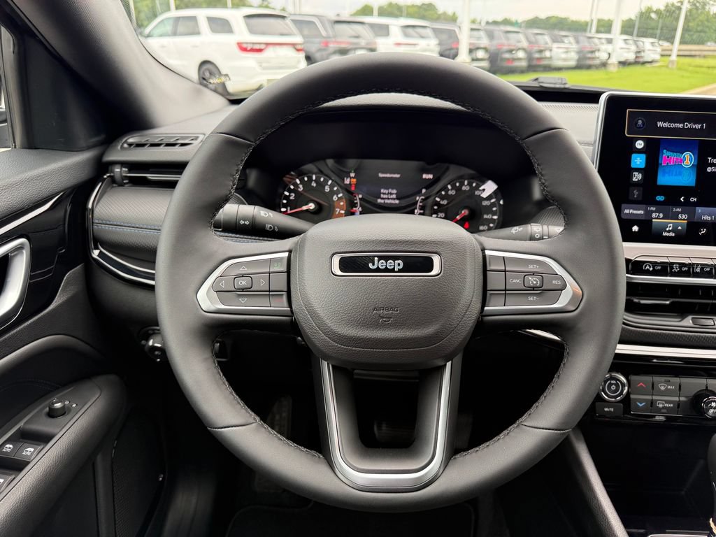 New 2026 Jeep Compass Latitude AWD/4WD image 9