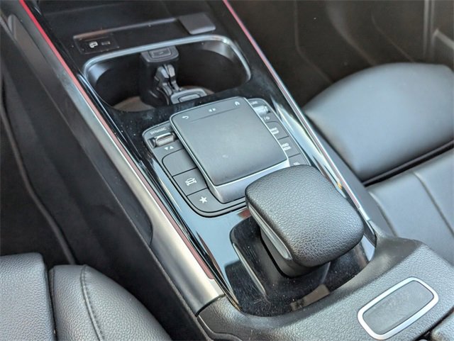 Used 2021 Mercedes-Benz GLB 250 image 22