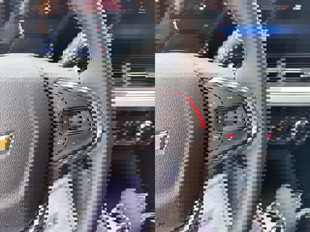 New 2026 Chevrolet Trax LT w/ Driver Confidence Package image 18