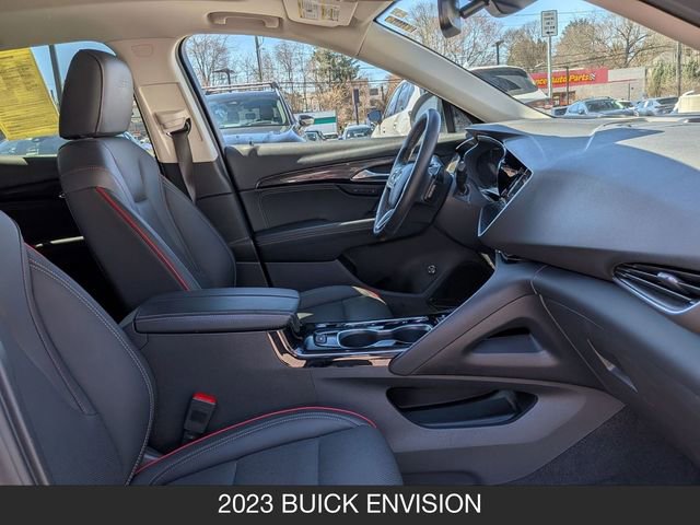 Used 2023 Buick Envision Essence w/ Sport Touring Package AWD/4WD image 26