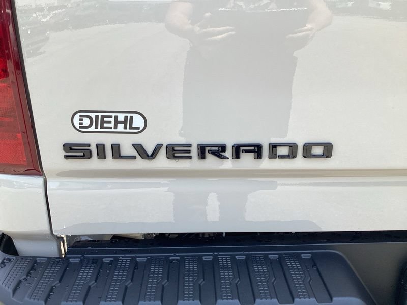 New 2026 Chevrolet Silverado 2500 Custom w/ Custom Convenience Package AWD/4WD image 14