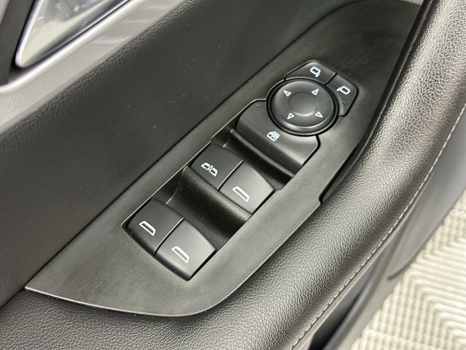 Used 2022 Chevrolet Blazer LT w/ Redline Edition AWD/4WD image 31