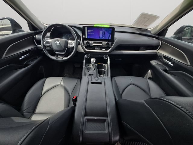 Certified 2024 Toyota Grand Highlander AWD image 18